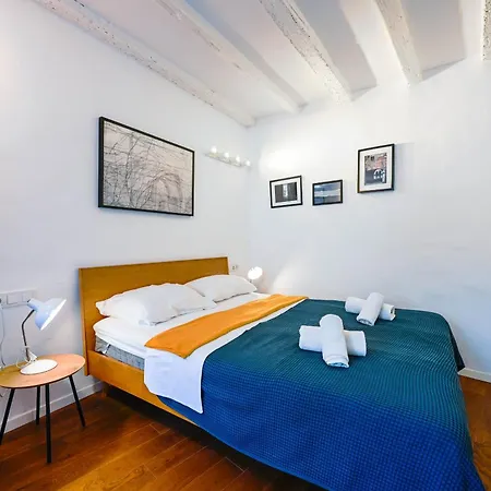 Charming Grisia 7 Appartement *