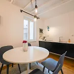 Charming Grisia 7 Lejlighed