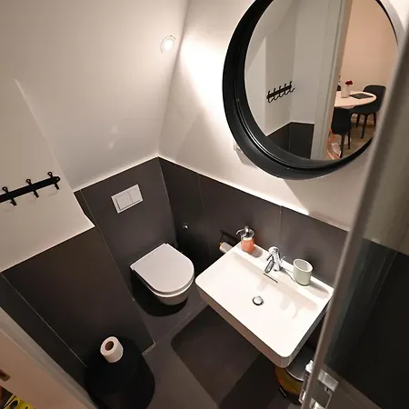 Charming Grisia 7 Апартаменты *