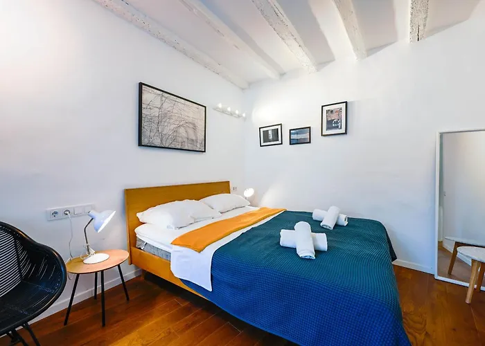 Charming Grisia 7 Lejlighed *